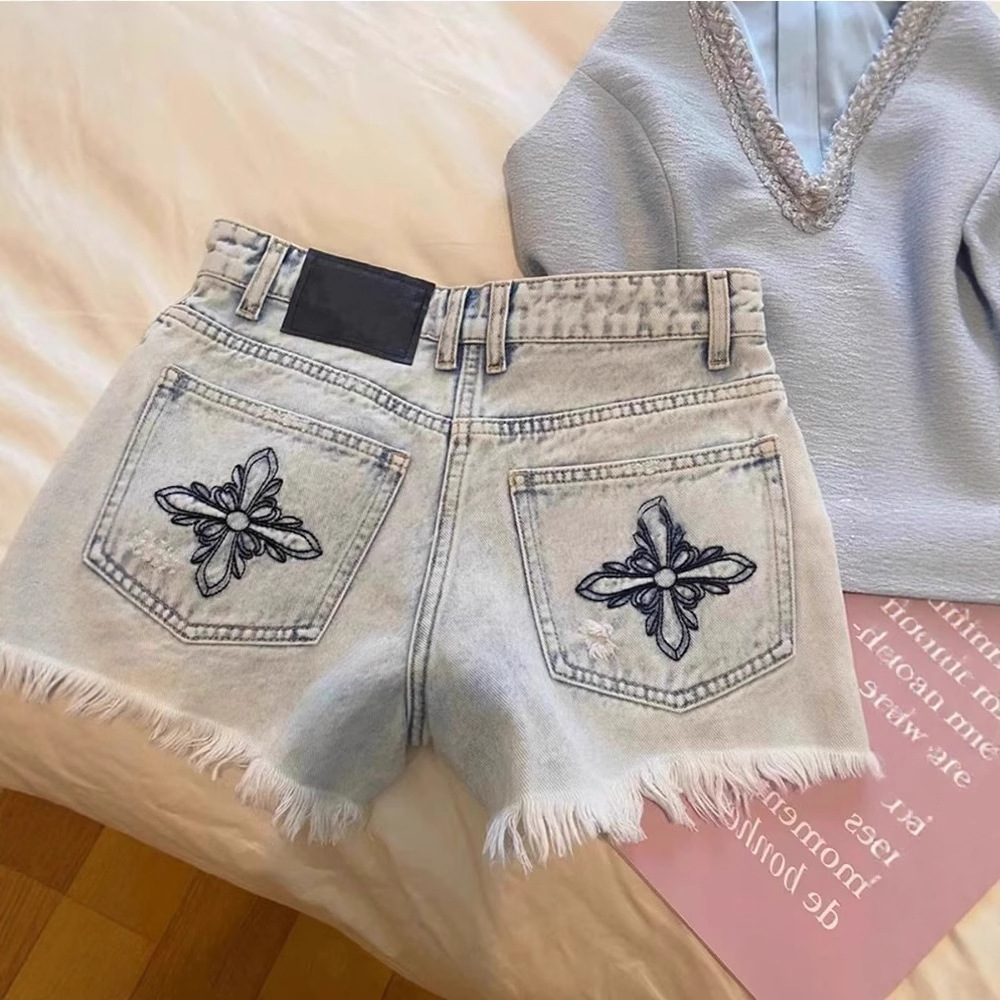 Shorts Denim Frayed - Летние винтажные джинсовые шорты 2026 с