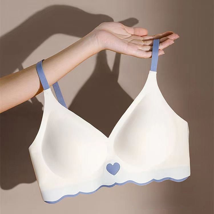 Бесшовный невидимый бюстгальте – обзор и цена Bralette Triangle Set
