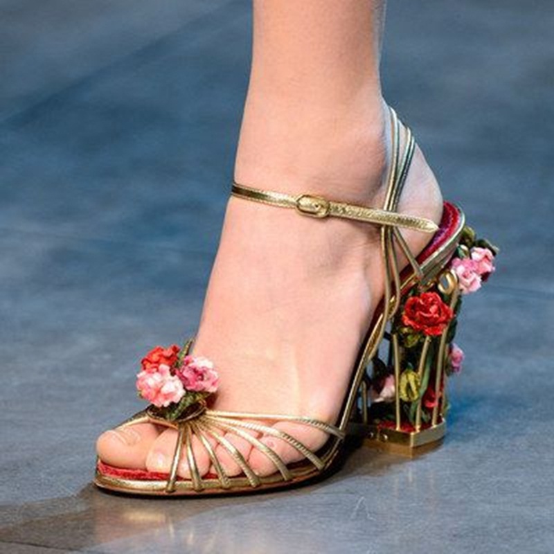Роскошные женские сандалии в в – обзор и цена Sandal Strappy Heeled