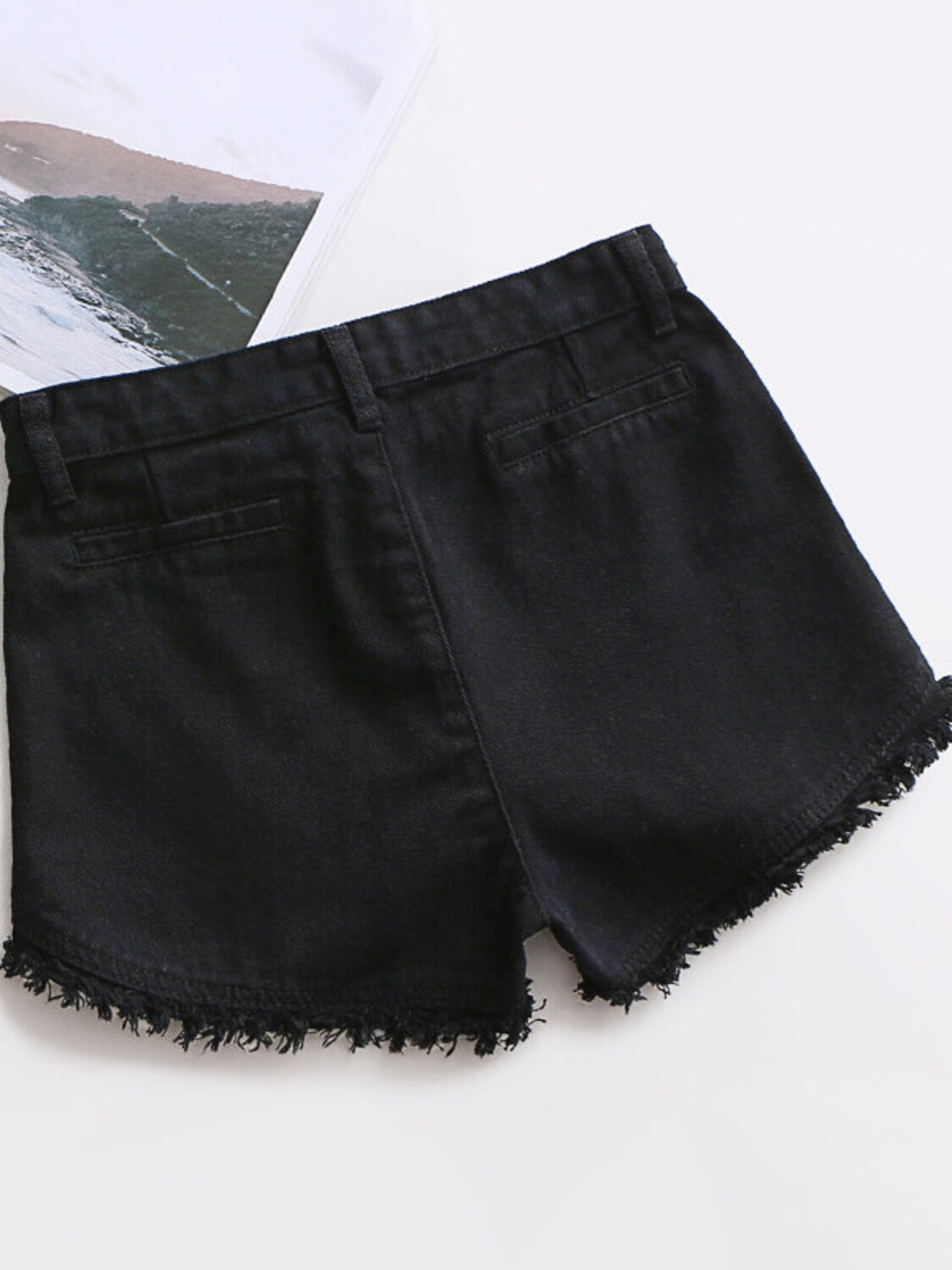 Женские джинсовые шорты с высо – обзор и цена Shorts Denim Frayed